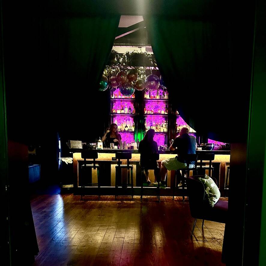 The Green Room | Speakeasy & Cocktail Lounge in Ennis, TX | FERN